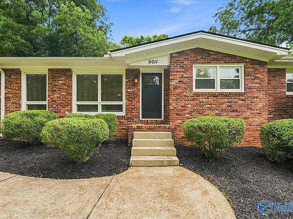 4th image of 9011 Valley View Dr SE