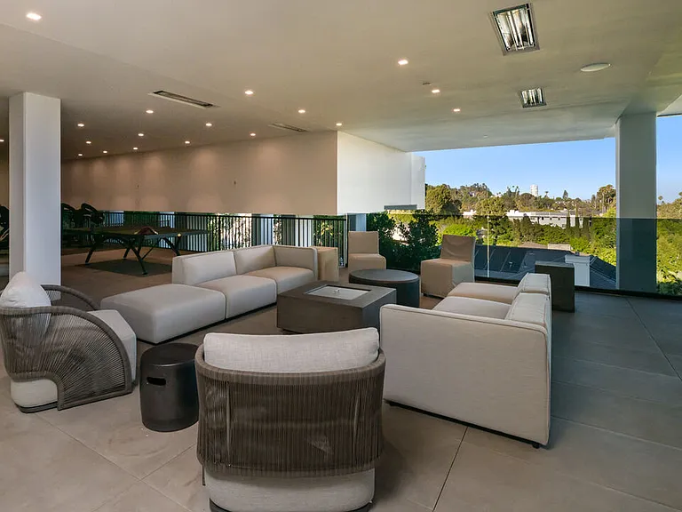 1140 Summit Dr — Photo 21
