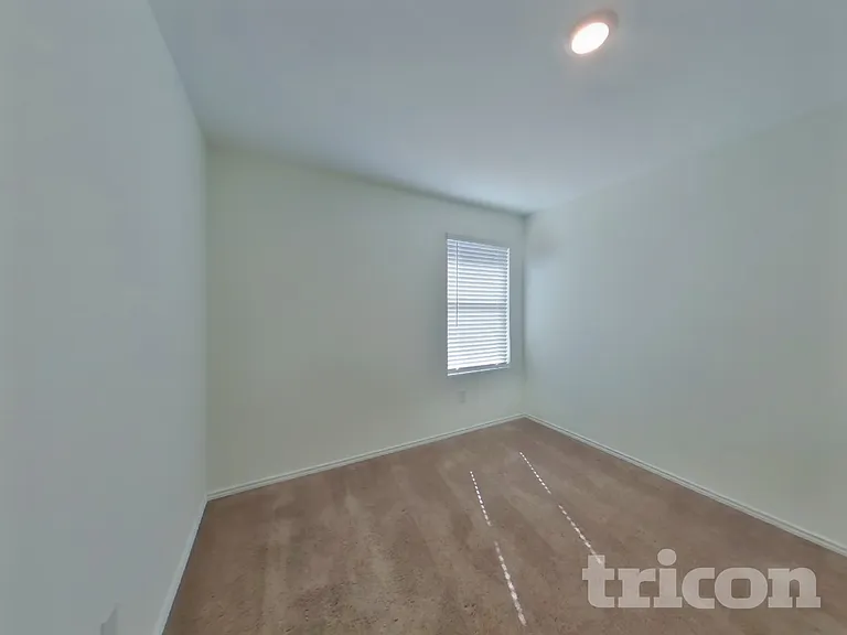 5715 Vista Point — Photo 15