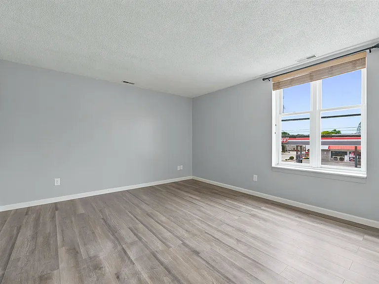 3960 E Bellefontaine Rd #4 — Photo 13