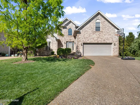 9902 Moss Ct, Louisville, KY 40241