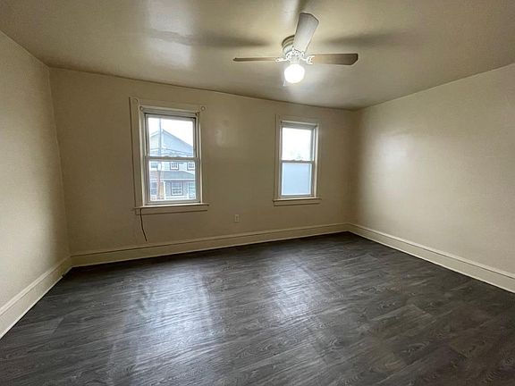 2nd image of 2434 Sycamore St APT 2