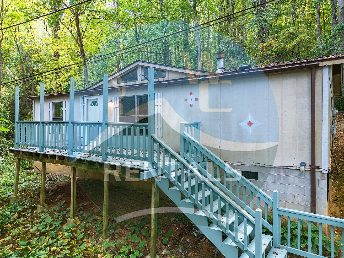 Discover this 2 bedroom, 2 bath Clayton modular home in Sylva, NC. available now for year-long le... — Photo 3