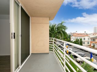 Wilshire Oxford Towers, Los Angeles, CA 90020