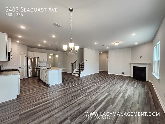 4th image of 2403 Seacoast Ave