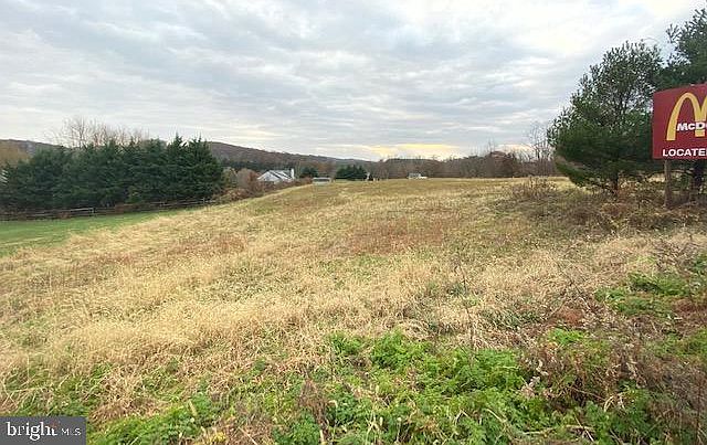 2nd image of 3757 Baltimore Pike