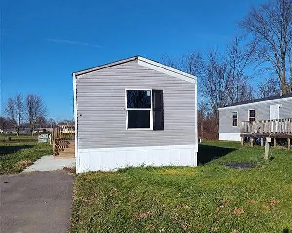 3 bed, 1088 sqft, $1,025 — Photo 1
