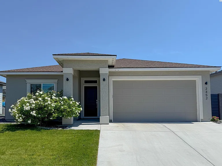 2452 Brodie Ln — Photo 1