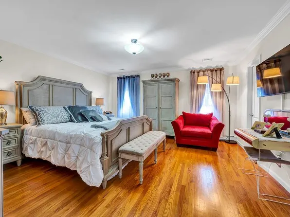 629 Marcy Avenue image 16 of 37