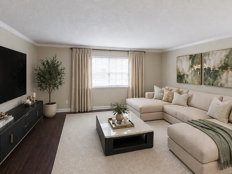 7979 Westheimer — Photo 2