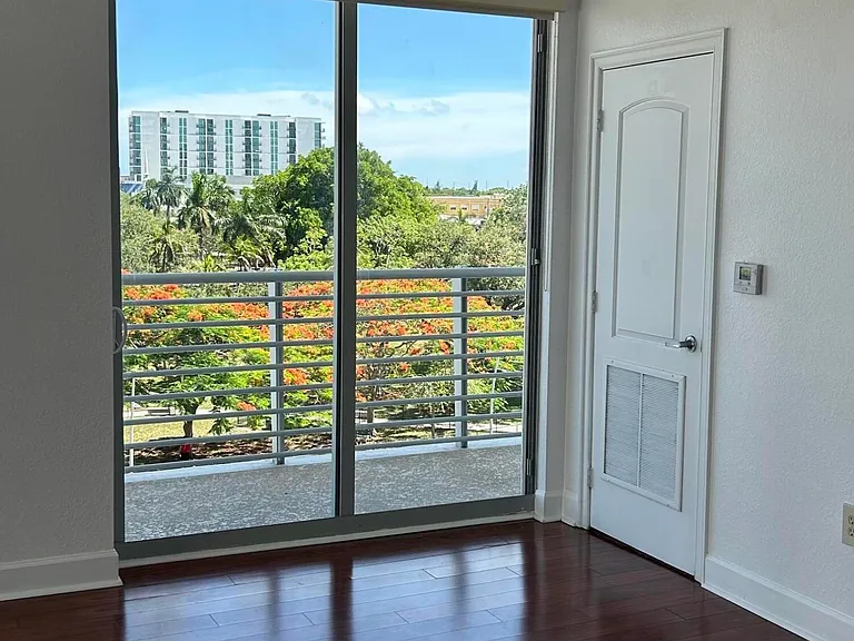 1830 Radius Dr #514 — Photo 2