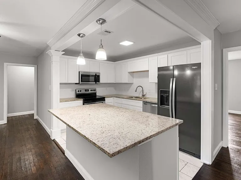 4512 Wabash Ave — Photo 14
