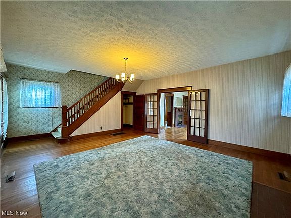 4th image of 625 6th St