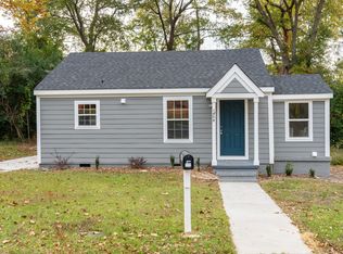 1909 Overlook Dr, Fayetteville, NC 28301