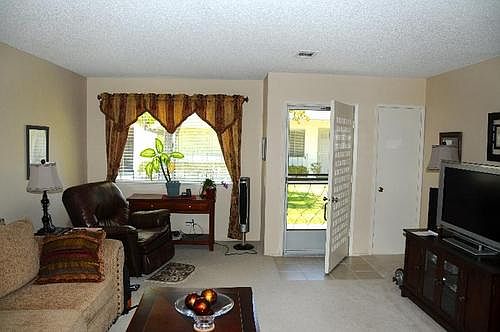 4th image of 3875 Vista Campana S Unit 17