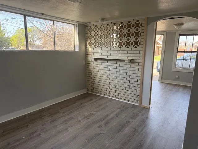 2306 N Elm St #B — Photo 7