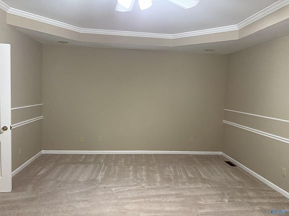 5th image of 130 Mountain View Ln