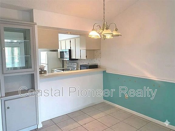 5th image of 6424 Spring Flower Dr Unit 25