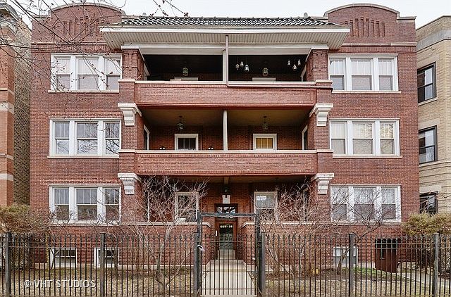 1st image of 1228 W Argyle St APT 1W