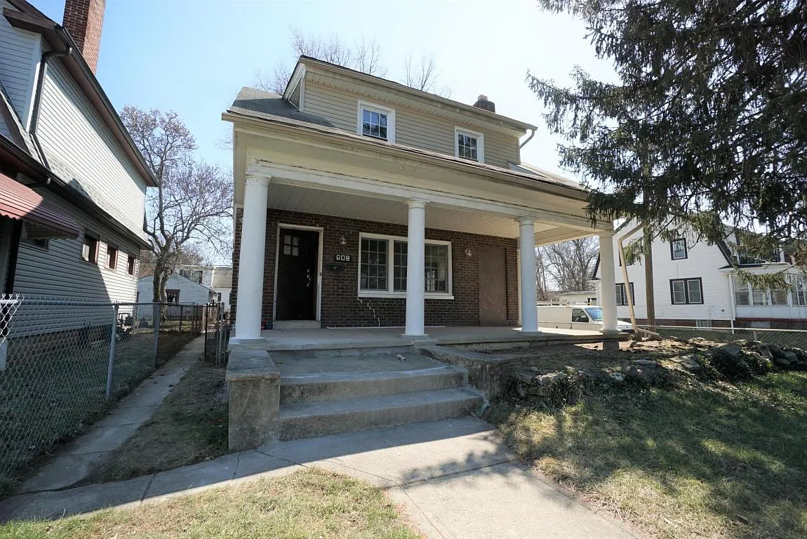 608 Bulen Ave photo 1