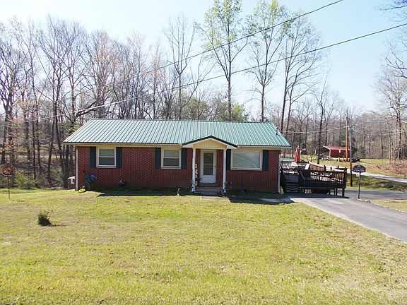 2nd image of 225 Cedar Hollow Rd
