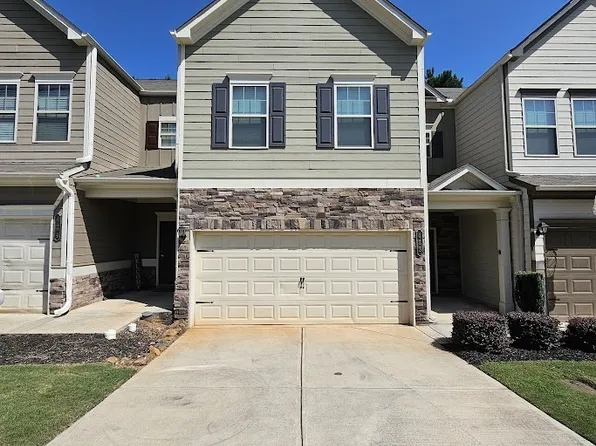 435 Crescent Woode Dr, Dallas, GA 30157