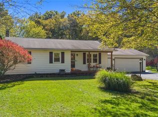5494 Streeter Rd, Mantua, OH 44255