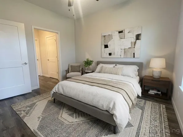 135 Residence Ln #E, Branson, MO 65616