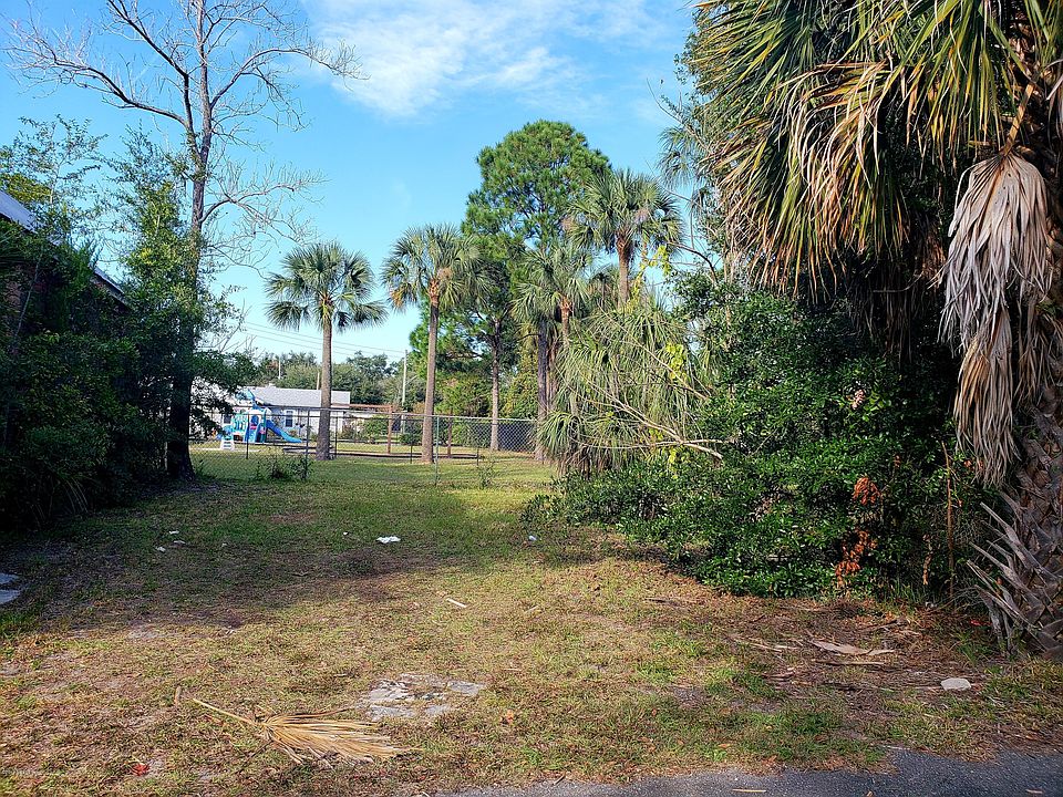 2nd image of 623 Blodgetts Ln