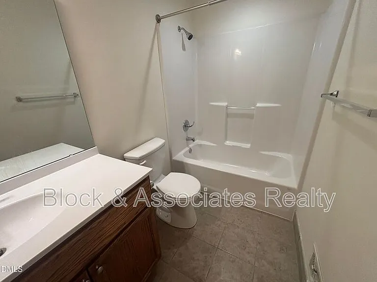 3609 Melrose Dr — Photo 34