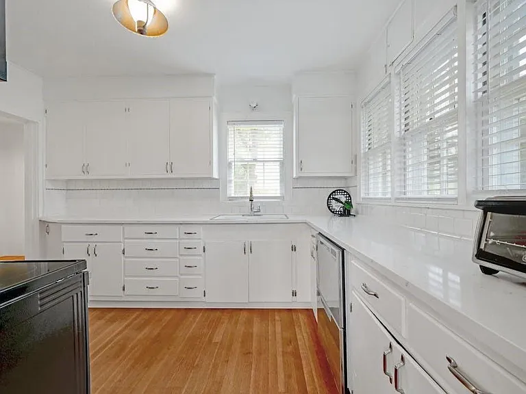 119 River Pl — Photo 10