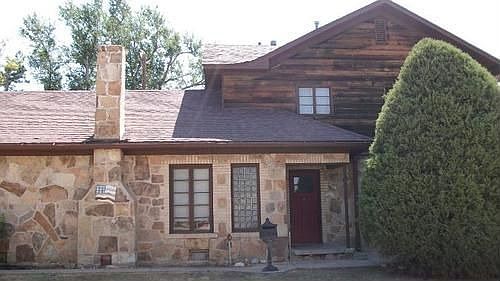 1st image of 312 W 17th Ave