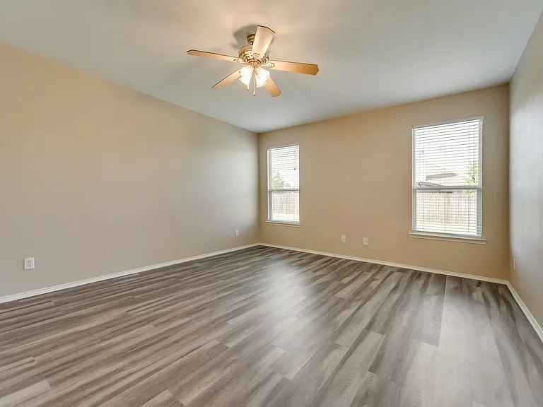 320 Tripp Trl — Photo 17