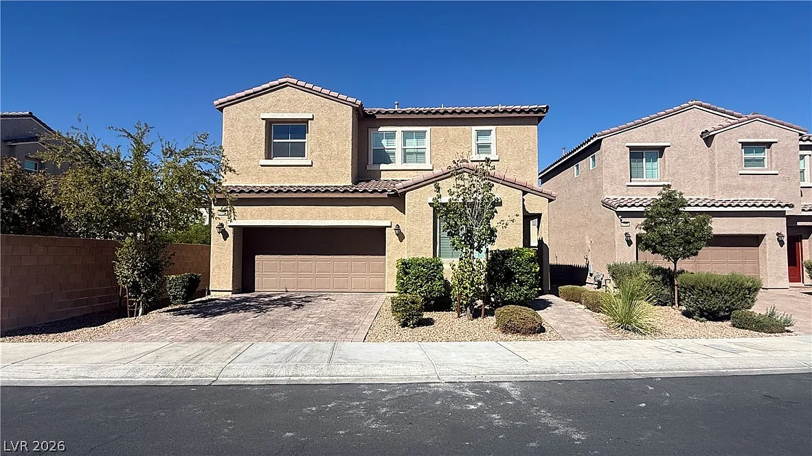 4 bed, 3.0 bath, 1925 sqft, $2,195 — Photo 1