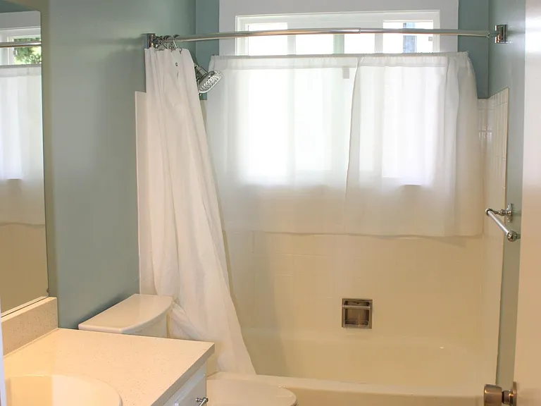 1532 Madison Ave — Photo 12
