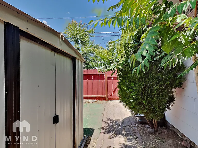 229 Claremont St — Photo 15