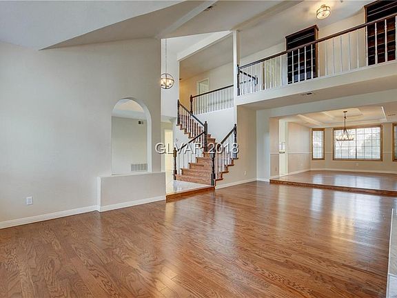3rd image of 3029 Carlotta Cir