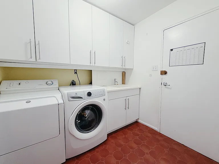 1317 Mettler Rd — Photo 30