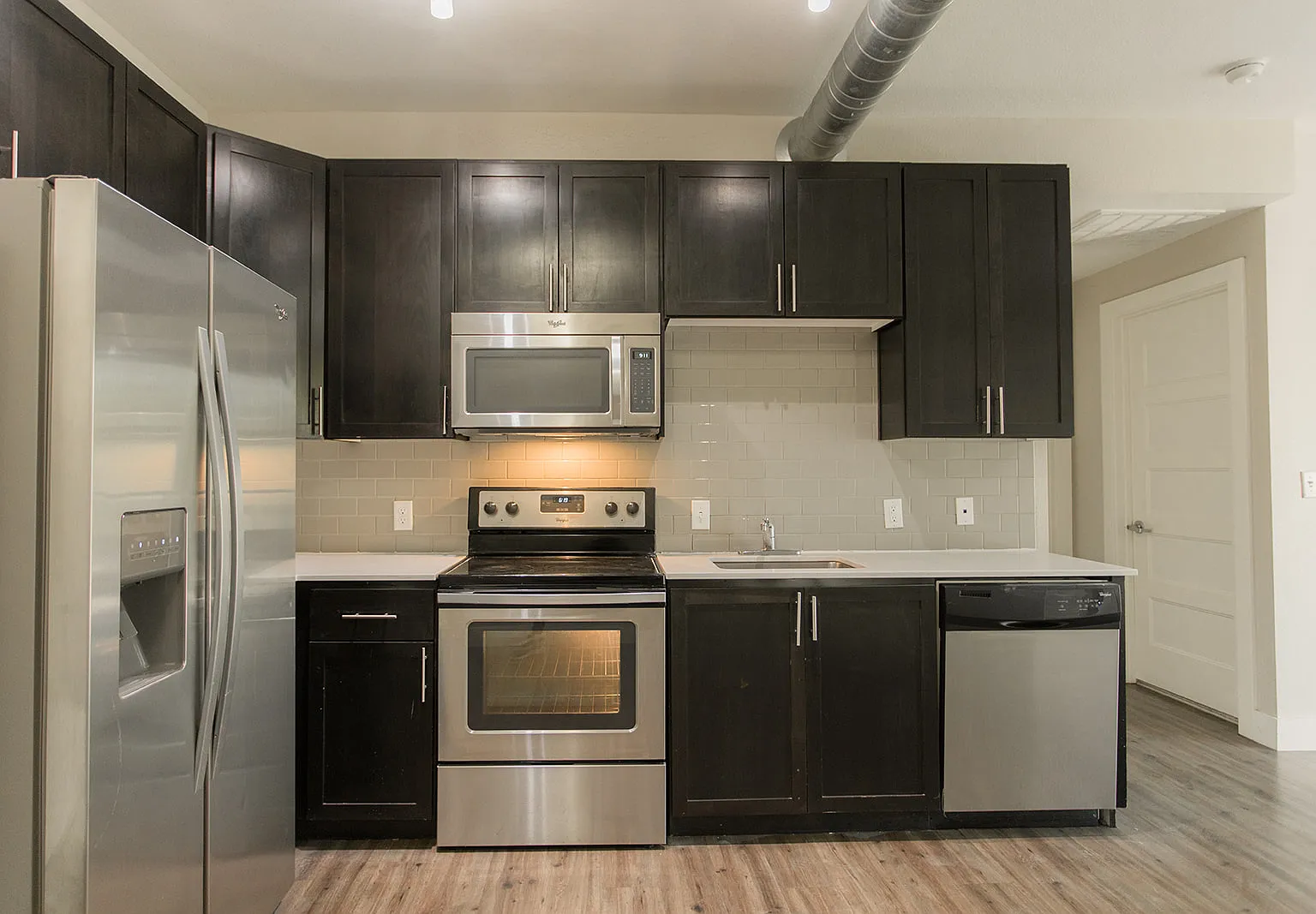 Gaslamp Apartments — Photo 2