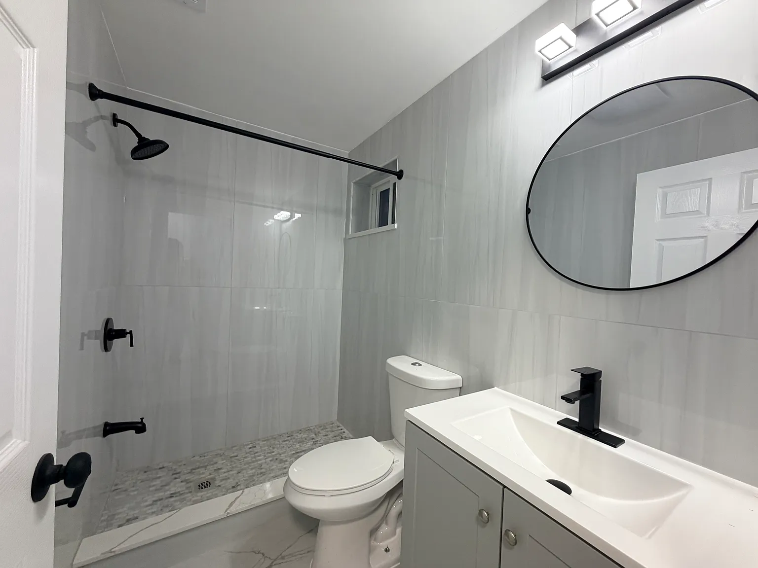 2 bed, 650 sqft, $2,000 — Photo 4