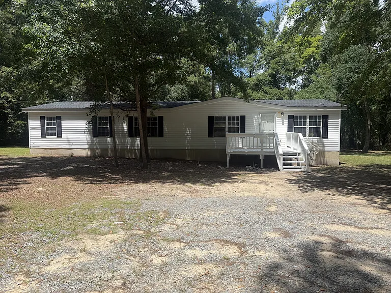 216 Register Rd — Photo 1