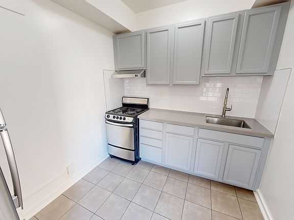 2nd image of 755 Ofarrell St #42