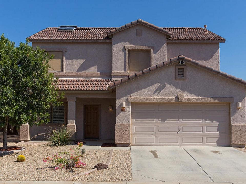 For Sale: 2229 E Andalusian Loop, San Tan Valley, AZ 85140