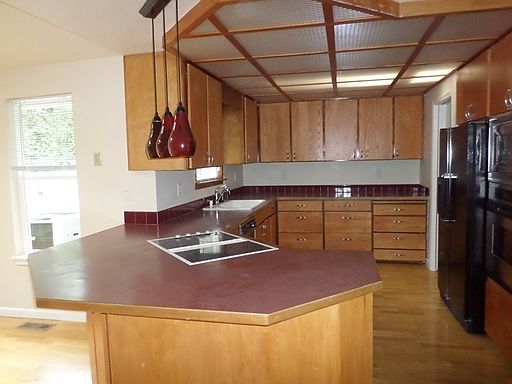 4th image of 30034 37th Ave S