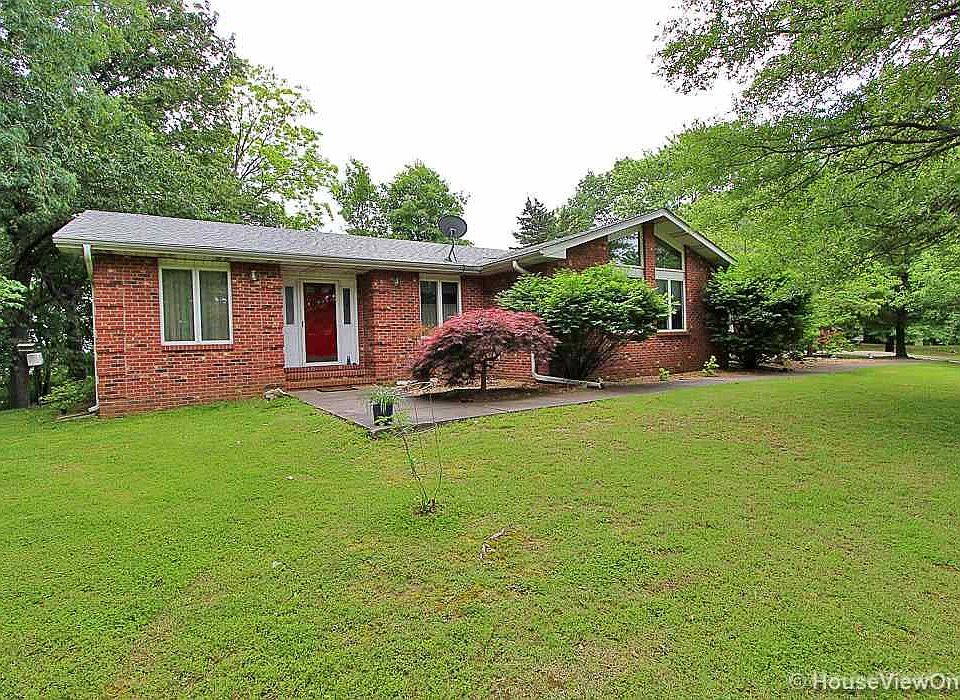1st image of 45 Rivercrest Dr