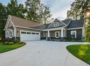 4502 Brakeman Ct, Maumee, OH 43537