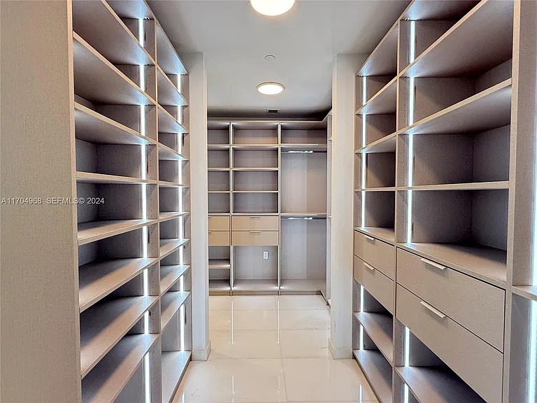 300 Biscayne Boulevard Way #1603 — Photo 6
