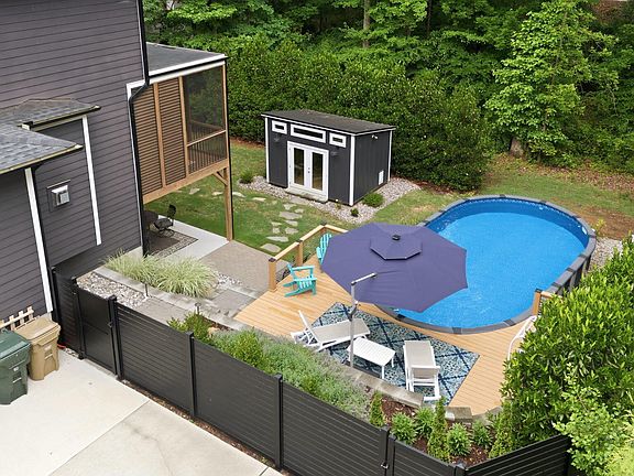 2nd image of 614 Buffaloe Rd