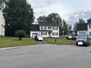 3349 Meadowmont Ln, Richmond, VA 23223