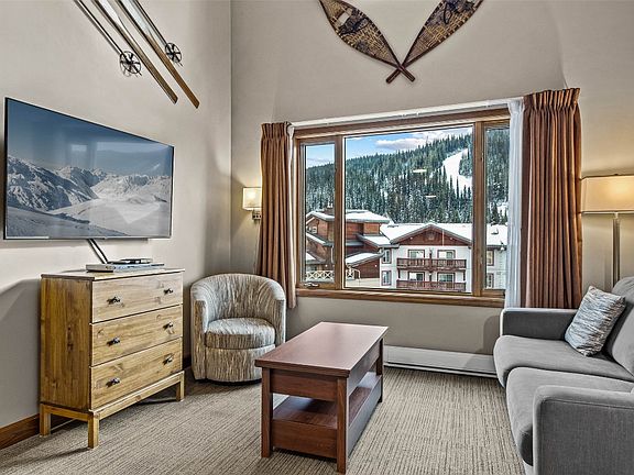 5th image of 3220 Village Way #306